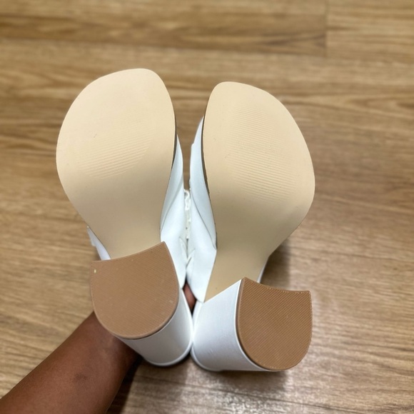 Steve Madden Platform Sandals - Picture 5 of 12